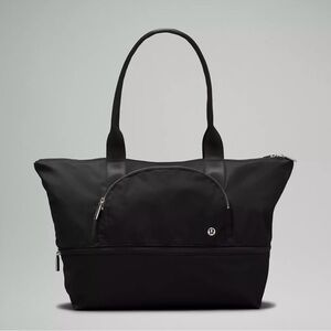 Lulu Lemon City Adventurer Tote
